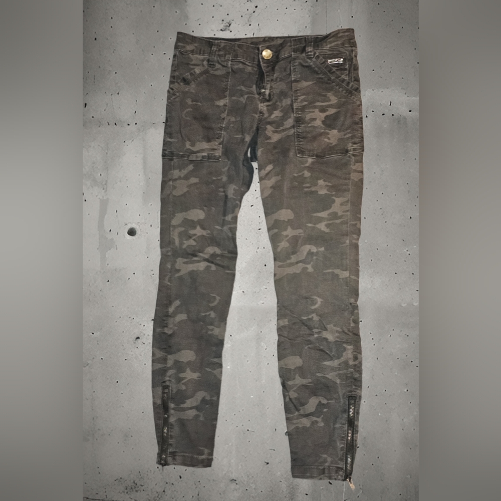 Kut from the Kloth Dark Camouflage Pants